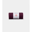 Prosop de Maini yoga fierbinte - Manduka eQua - Acai - 67cm x 40cm