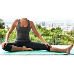 Genunchi sensibili? Iata 4 produse yoga care te pot ajuta
